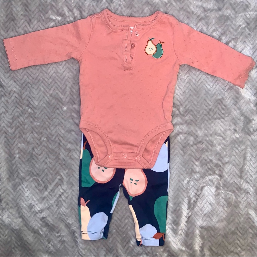 Carter’s Baby Girl 2pc Pear Set